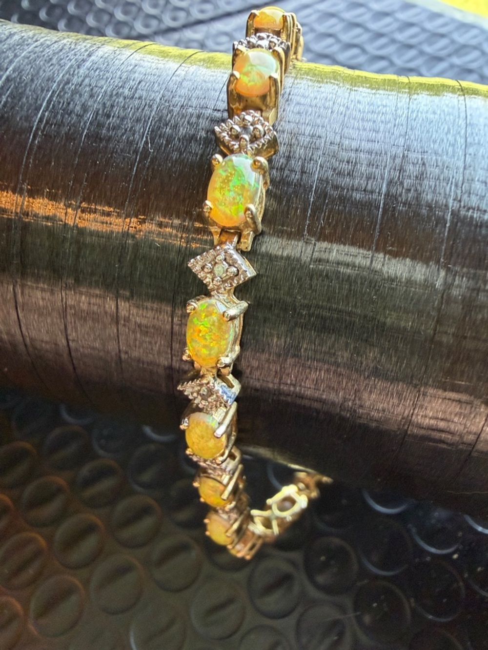 Opal and Cubic Zirconia 925 Gold-plated Bracelet - Iridescent Opal